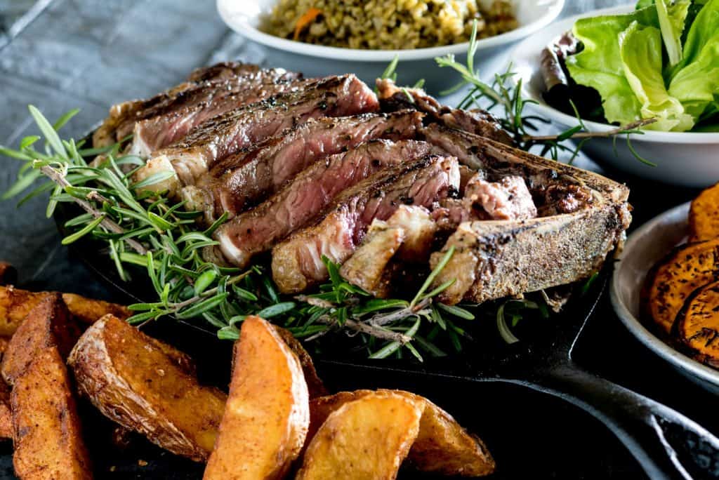 מסעדת מושבוצ