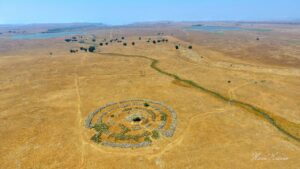 רוג’ום אל הירי- גלגל רפאים