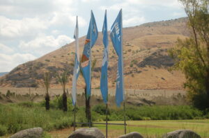 צולם בחוף כורסי לבנון חלוקים