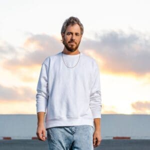 יושי במופע אין זמן