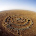 מגלגל הרפאים לכיפת נשרים