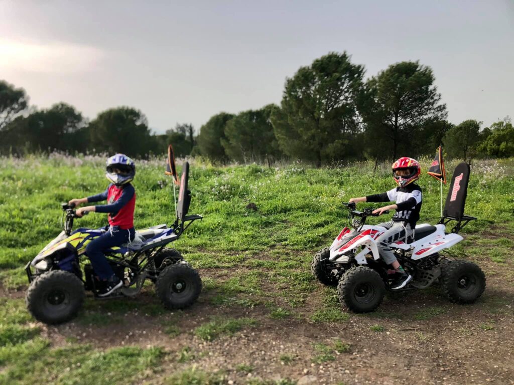 חוות האושר טיולי טרקטרונים