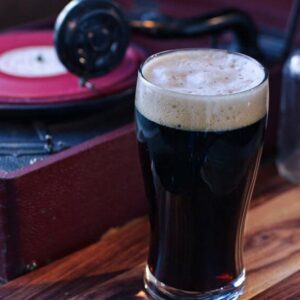 במה פתוח בבירה פס